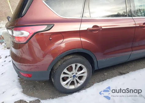 2018 Ford Escape Se from USA, damaged, VIN 1FMCU9GD9JUA11521